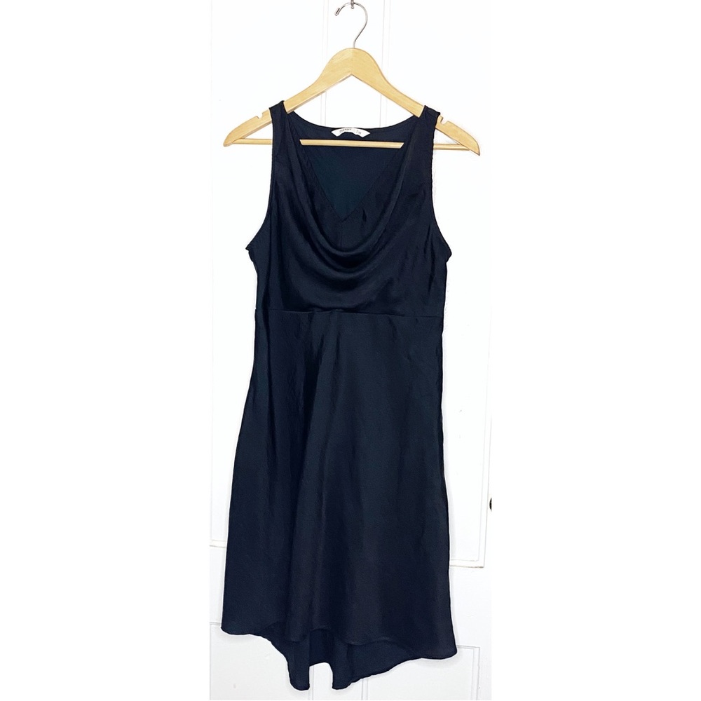Old Navy : size : M : black slouch cowl-neck casual asymmetrical midi-dress